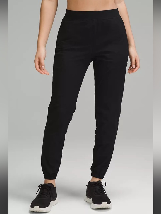 lululemon athletica Pants - Lululemon Black Elastic Waist Zip Cuffs Adapted State High Rise Joggers Pants 6